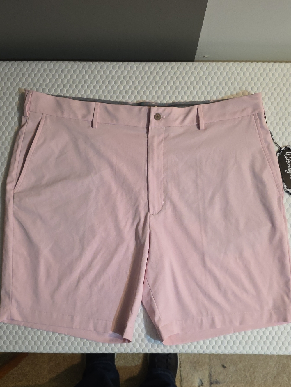 Walter Hagen Pale Pink Flat-Front Golf Shorts 42